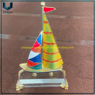 Troféu de barco à vela de liga de zinco com base de cristal, decoração de lembrança de metal personalizada de alta qualidade