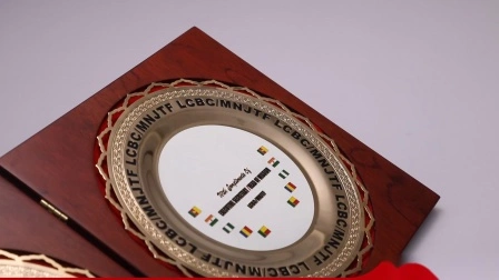 Venda direta da fábrica design personalizado placa de lembrança de metal decorativa para casa placa comemorativa de troféu de lembrança